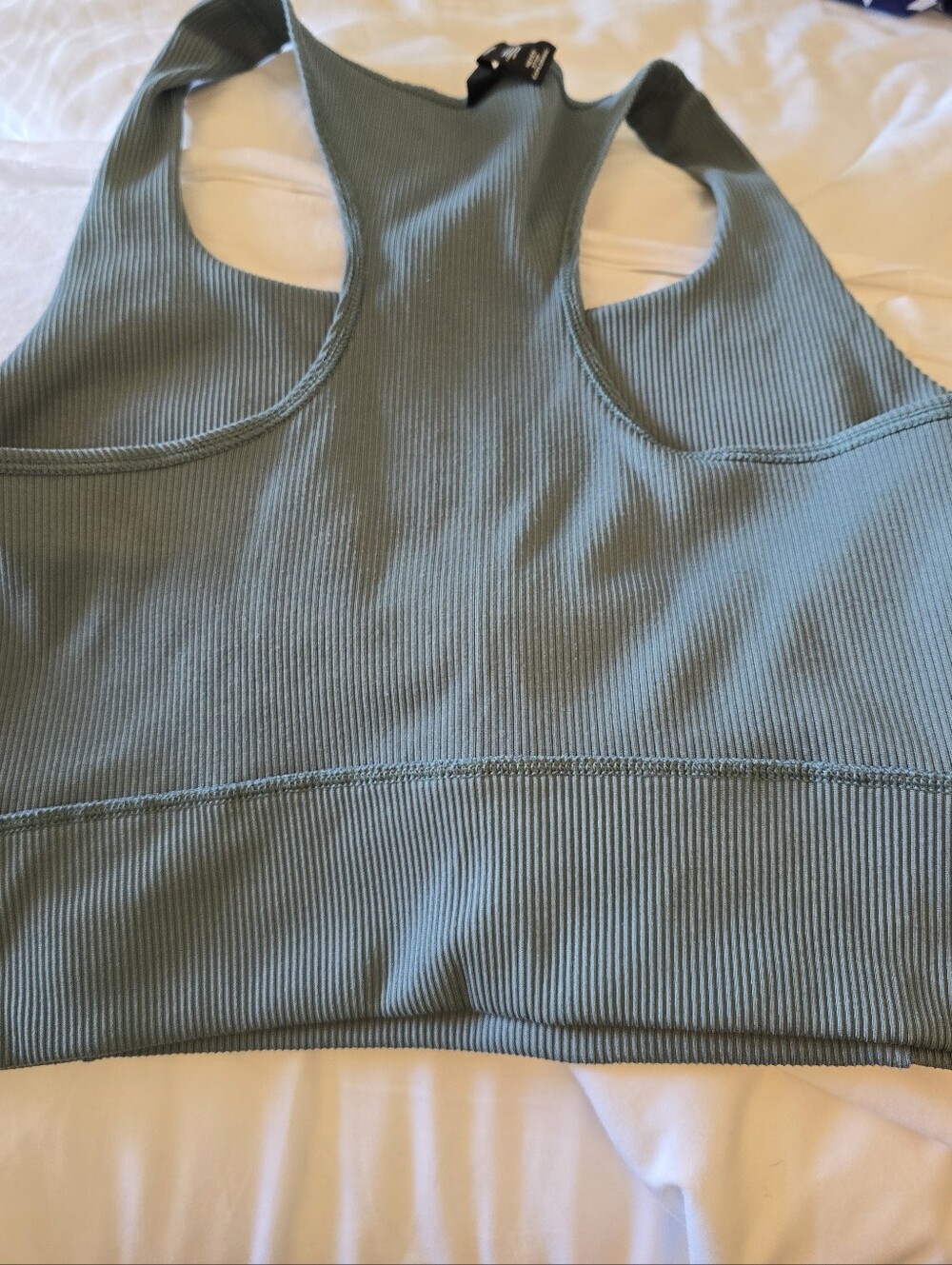 Northface Sports Bra - Picture 2 of 4